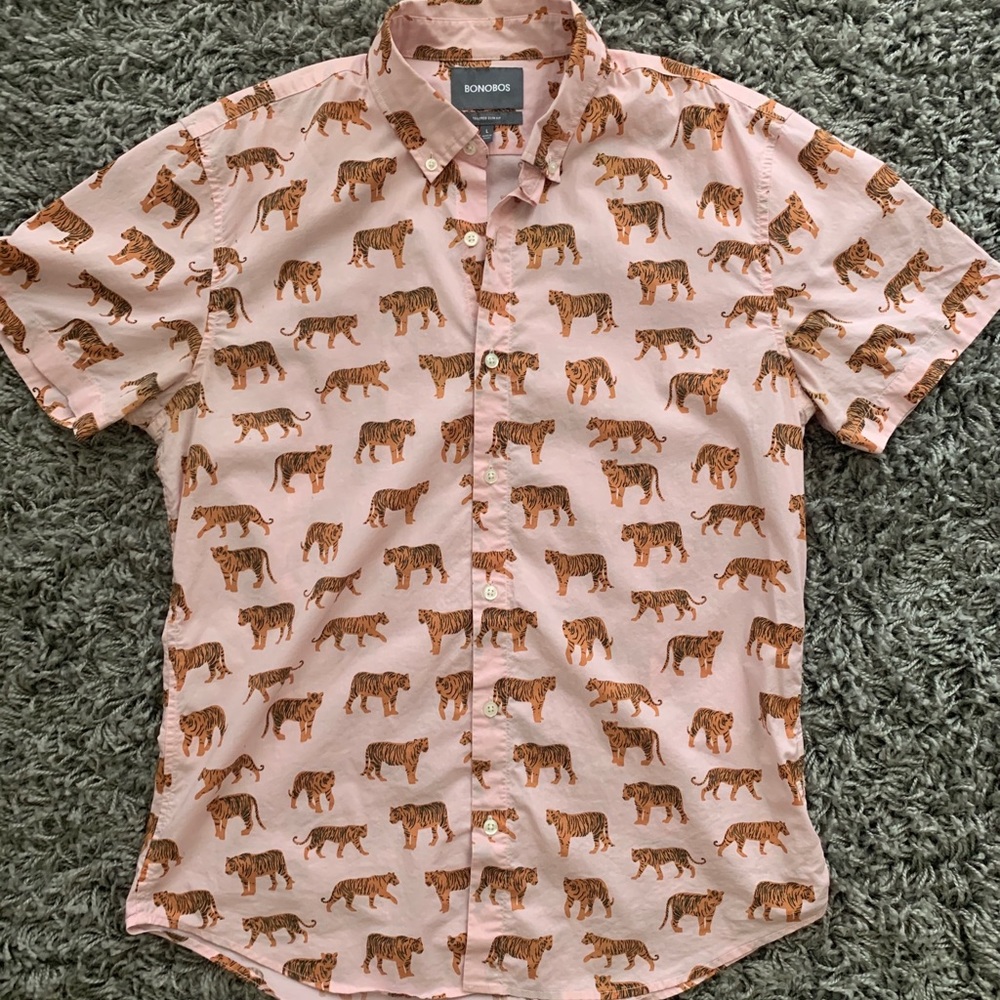 Bonobos Riviera short sleeve tiger shirt